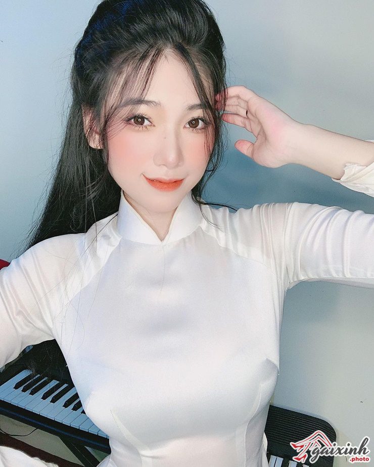 anh nu sinh mac ao dai