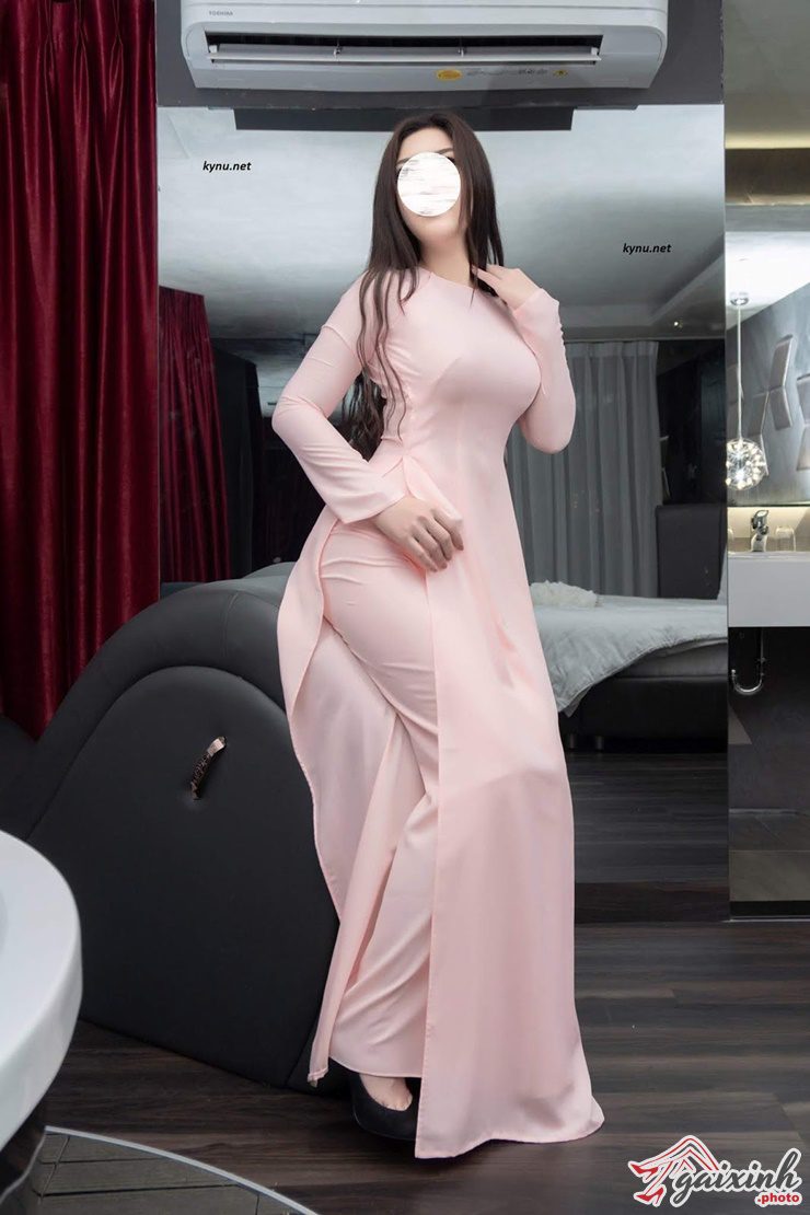 ao dai hong ko quan