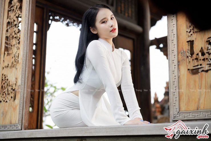 ao dai satin mong