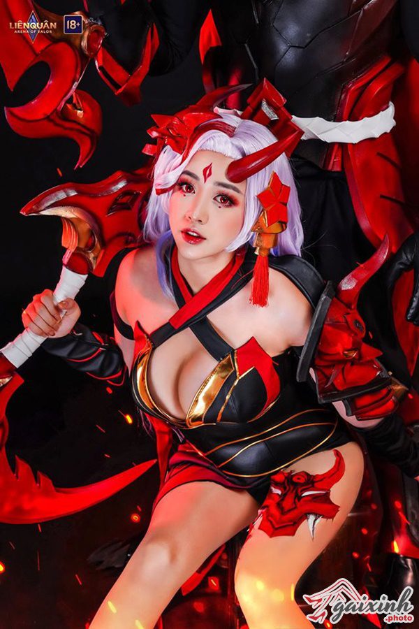 gái xinh cosplay anime sexy