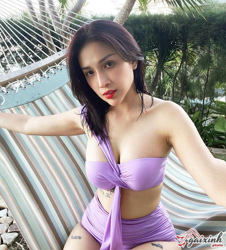 kha nhu sexy