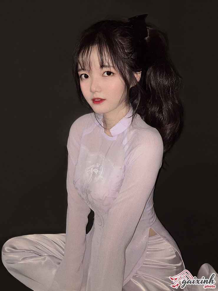 nu sinh ao dai sieu mong