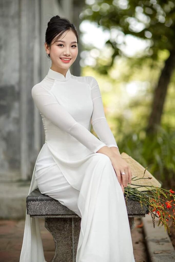 gái xinh áo dài dể thương