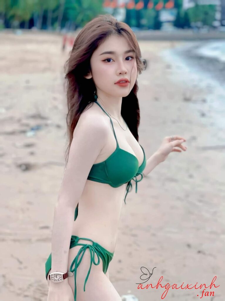 Ảnh gái xinh khoe bikini