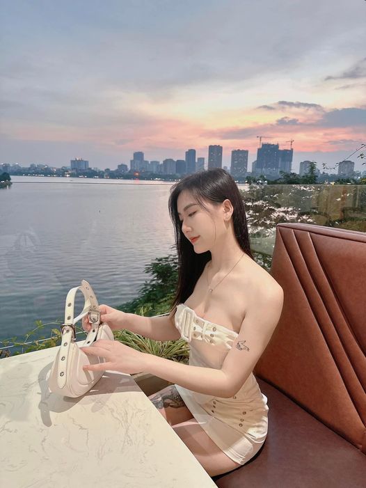 Hotgirl instagram nóng bỏng