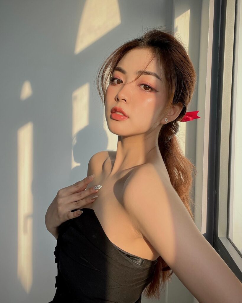 Hot girl tiktok khoe dáng 