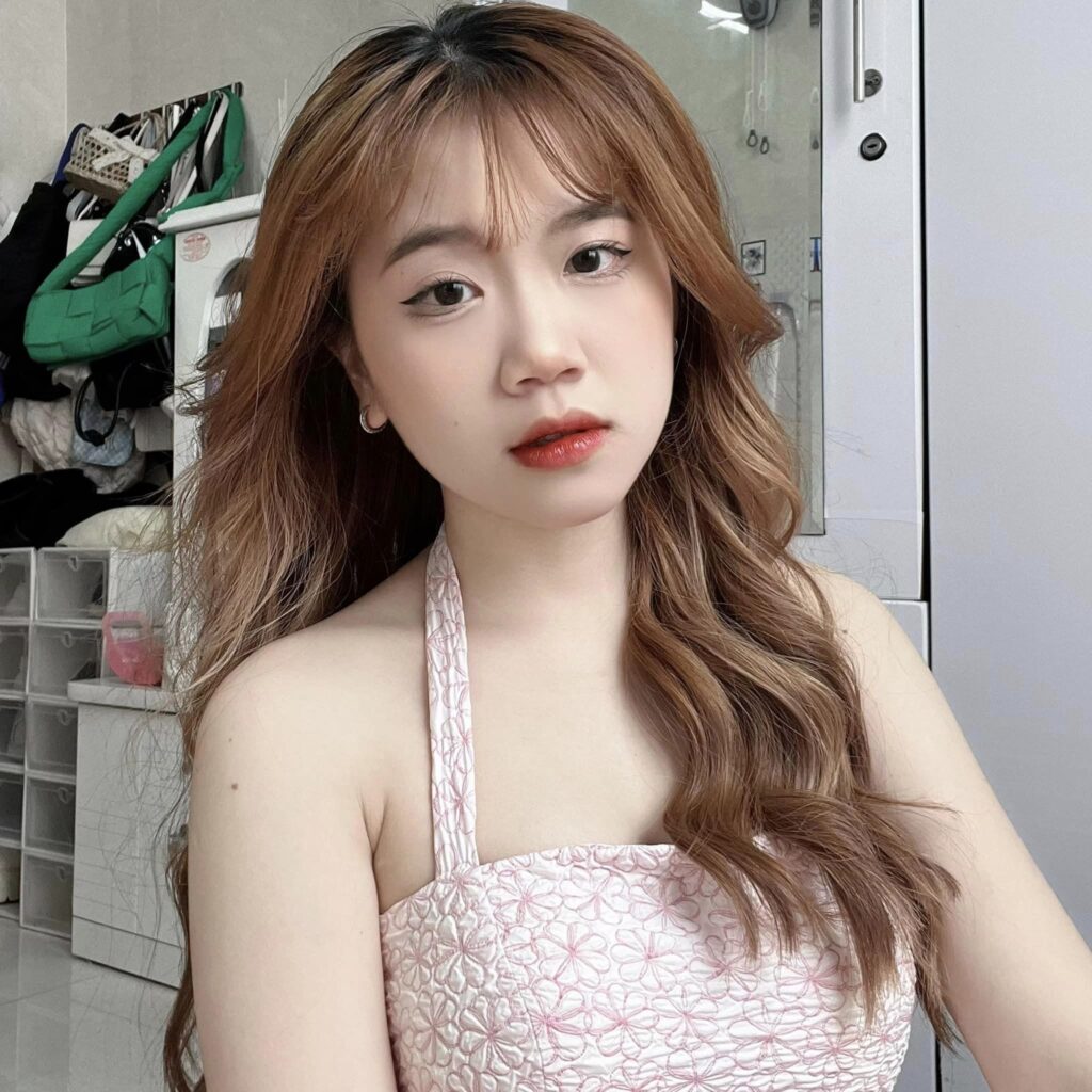 Hot girl tiktok khoe dáng 