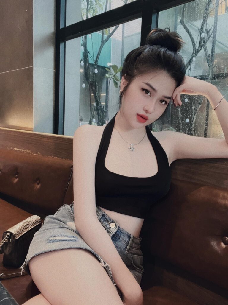 gái xinh Hồ Anh Thư sexy